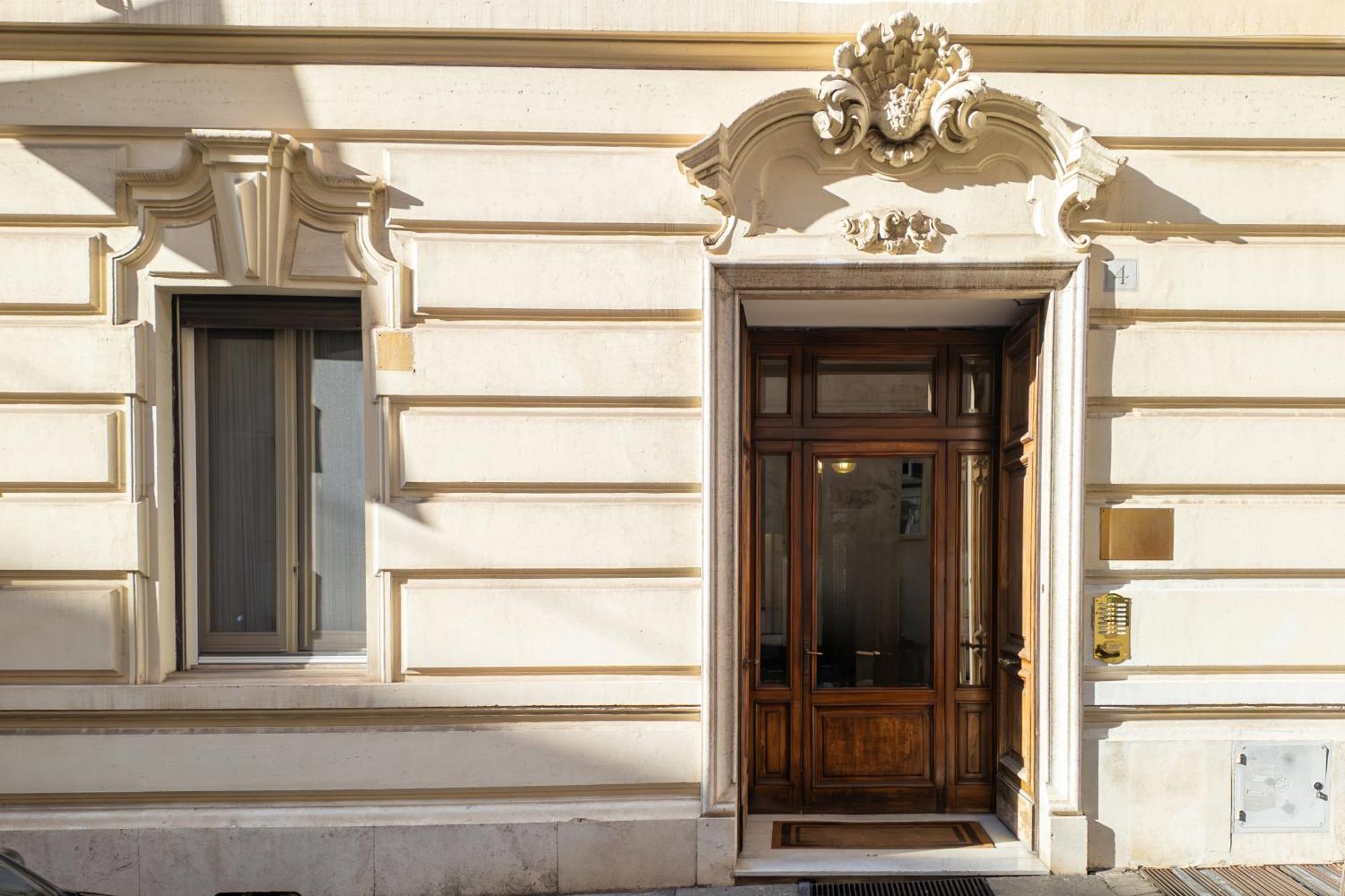 C3 Top Class Apartment, 2 Camere Da Letto, 2 Bagni, Giardino Distante 15 Minuti A Piedi Da Fontana Di Trevi Рим Екстер'єр фото